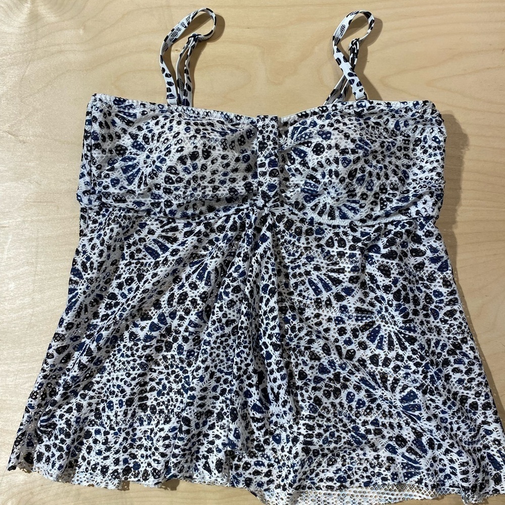 Croft & Barrow Swim Top Size 16 (JM)
